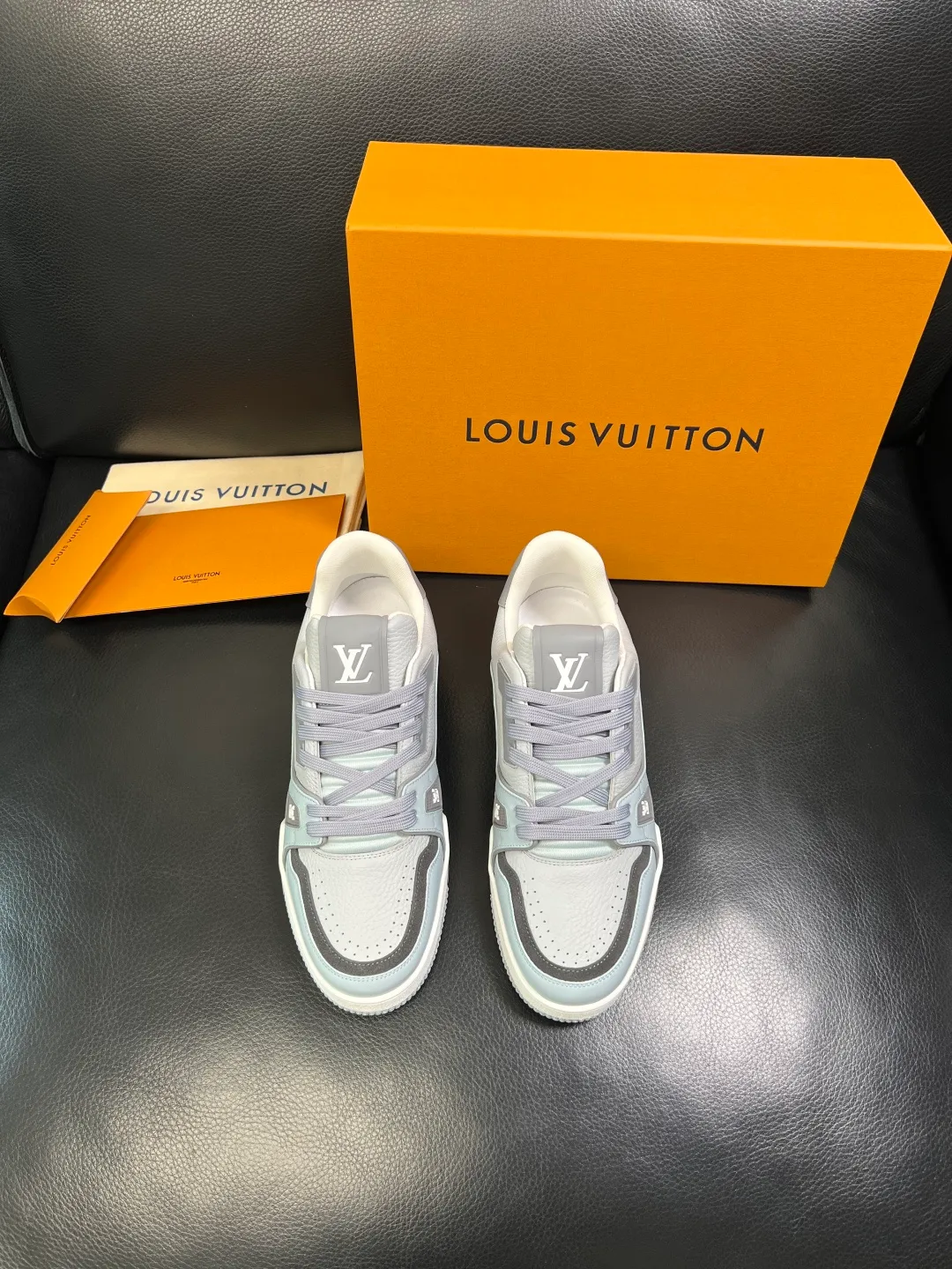 Men's shoes 💰820 Lv high quality top handicrafts Louis Vuitton, counters are equipped with the original factory, the uppers are imported from Italy, high-quality splicing colorful complex crafts, imported cowhide lining is soft and comfortable, soles: original soles specially provided by the original factory, T men's shoes 💰U exclusive movable molded soles are super comfortable, original factory single goods, code number 38-45 (customized 46)